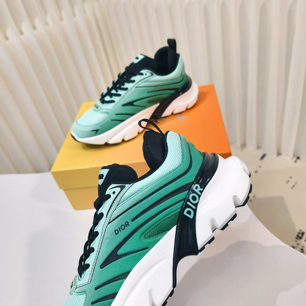 UA D*0r Sneaker