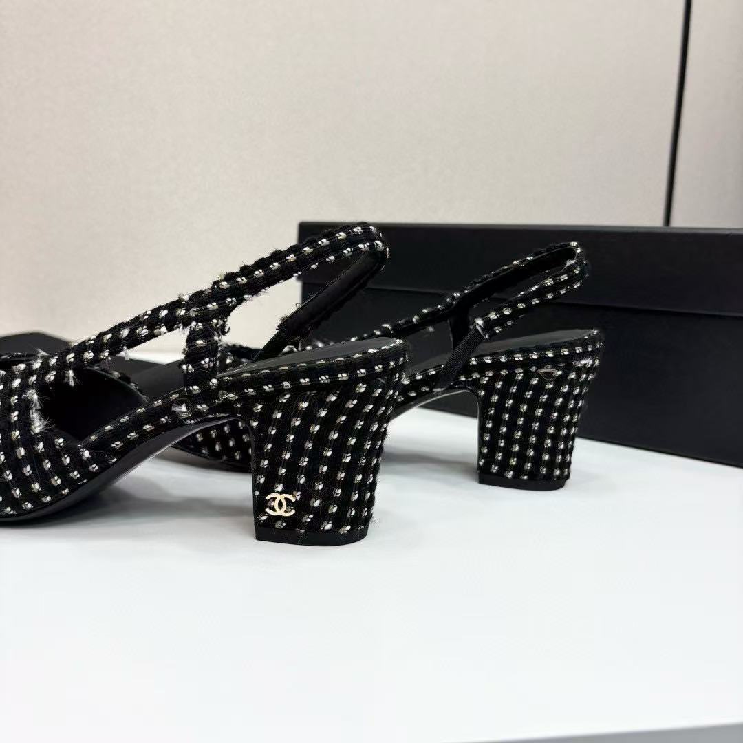 UA Ch*el SLINGBACKS