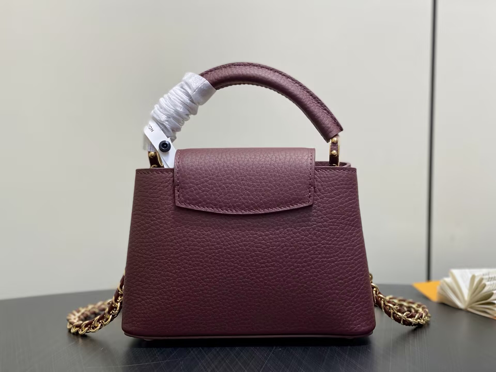 LV Capucines Mini M25893 21x13.6x8cm