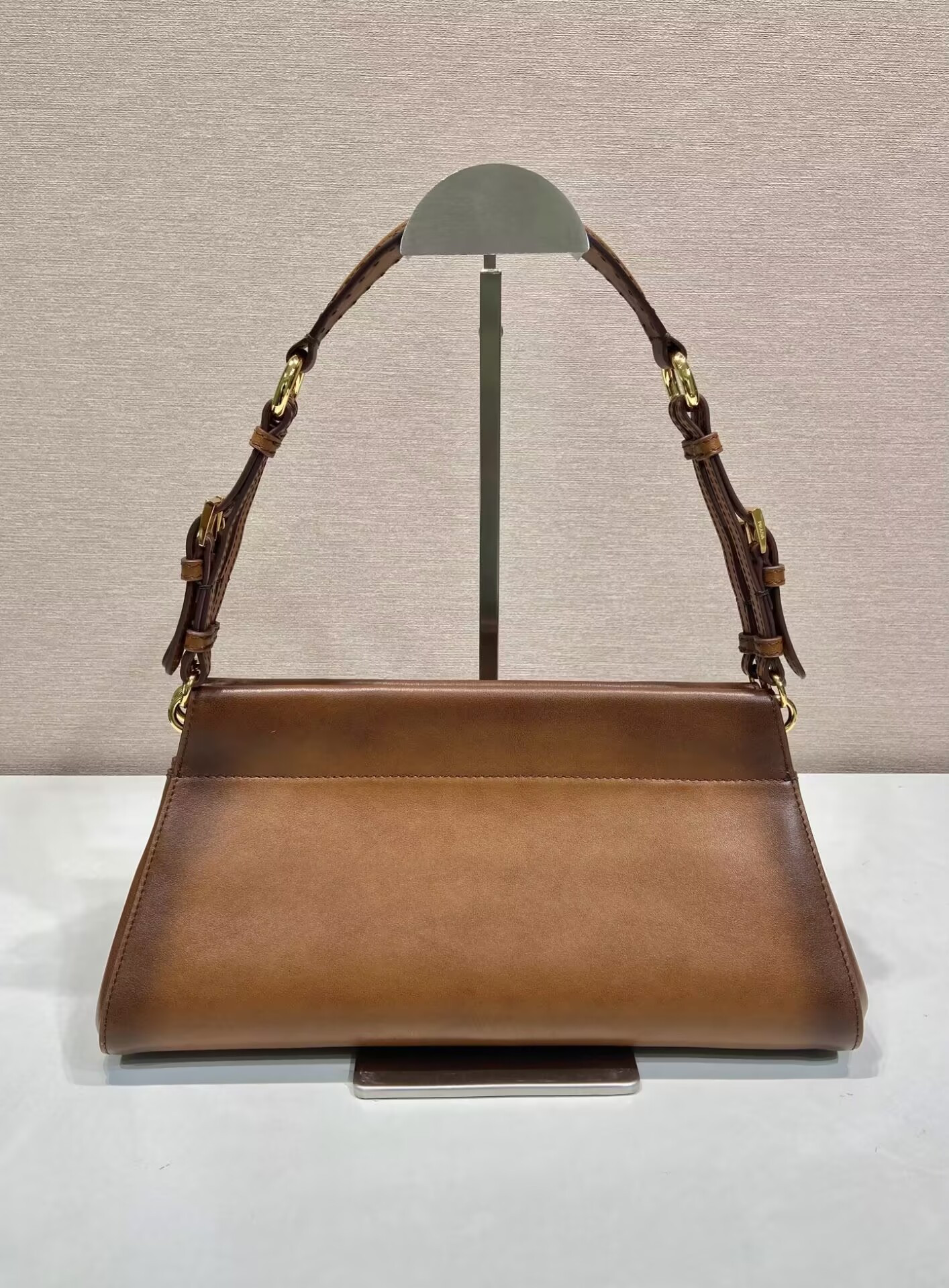 Pra*a enchaîné medium leather bag 15.5x32.5x11cm