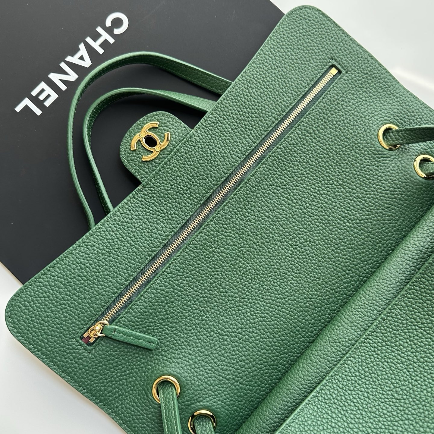 Ch*el maxi flap bag gold hardware as6231 19.5x32x10cm