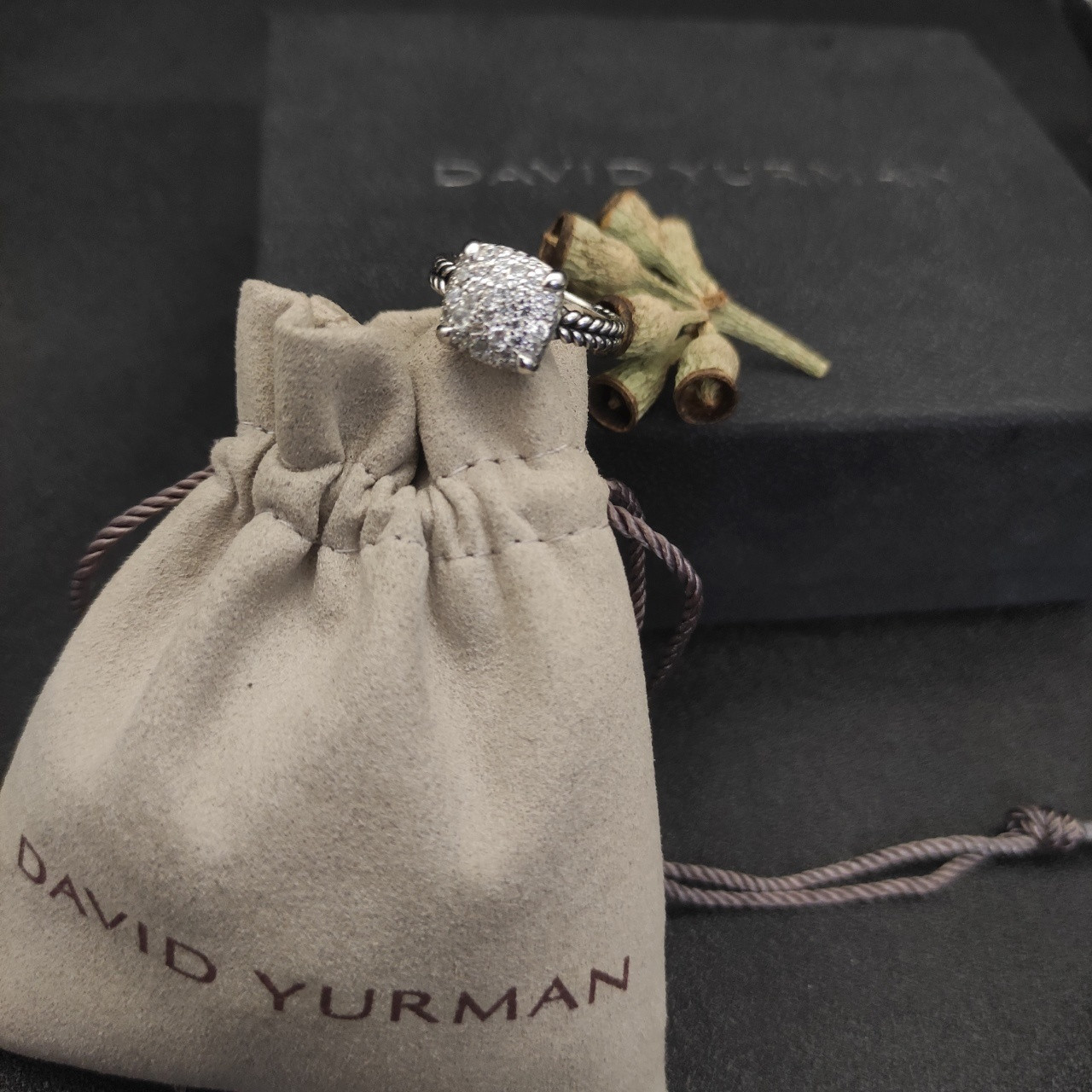 dau1d Yvrm*n four prong full di*m*nd ring