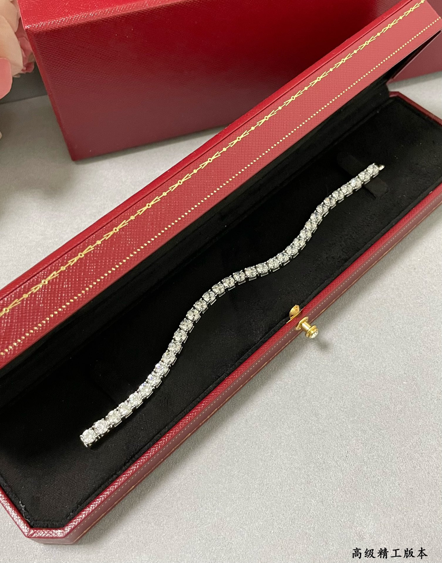 Ca*t*er full diamond four-claw Bracelet