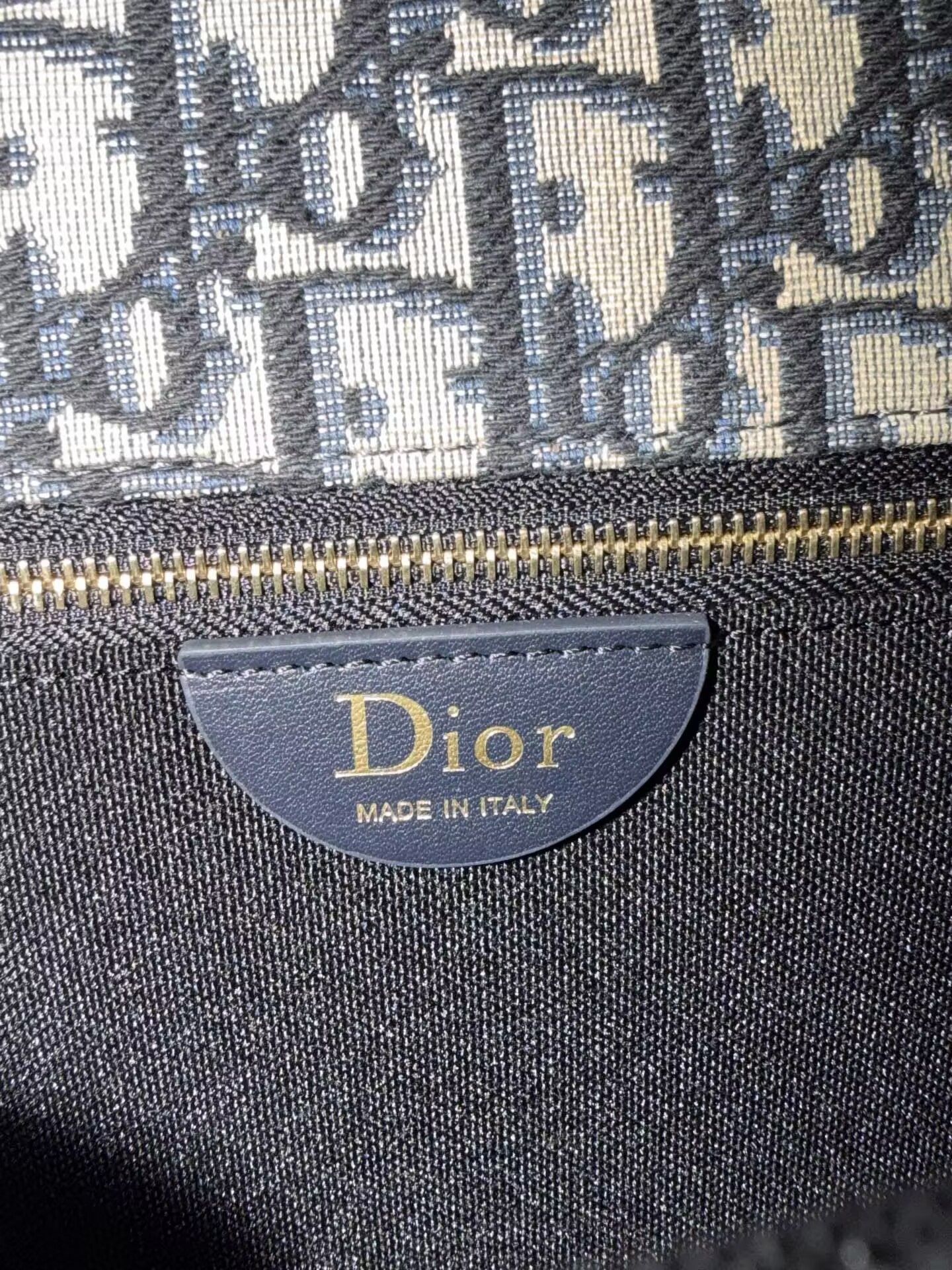 D*or médaillon flap bag 22x13x9.5cm