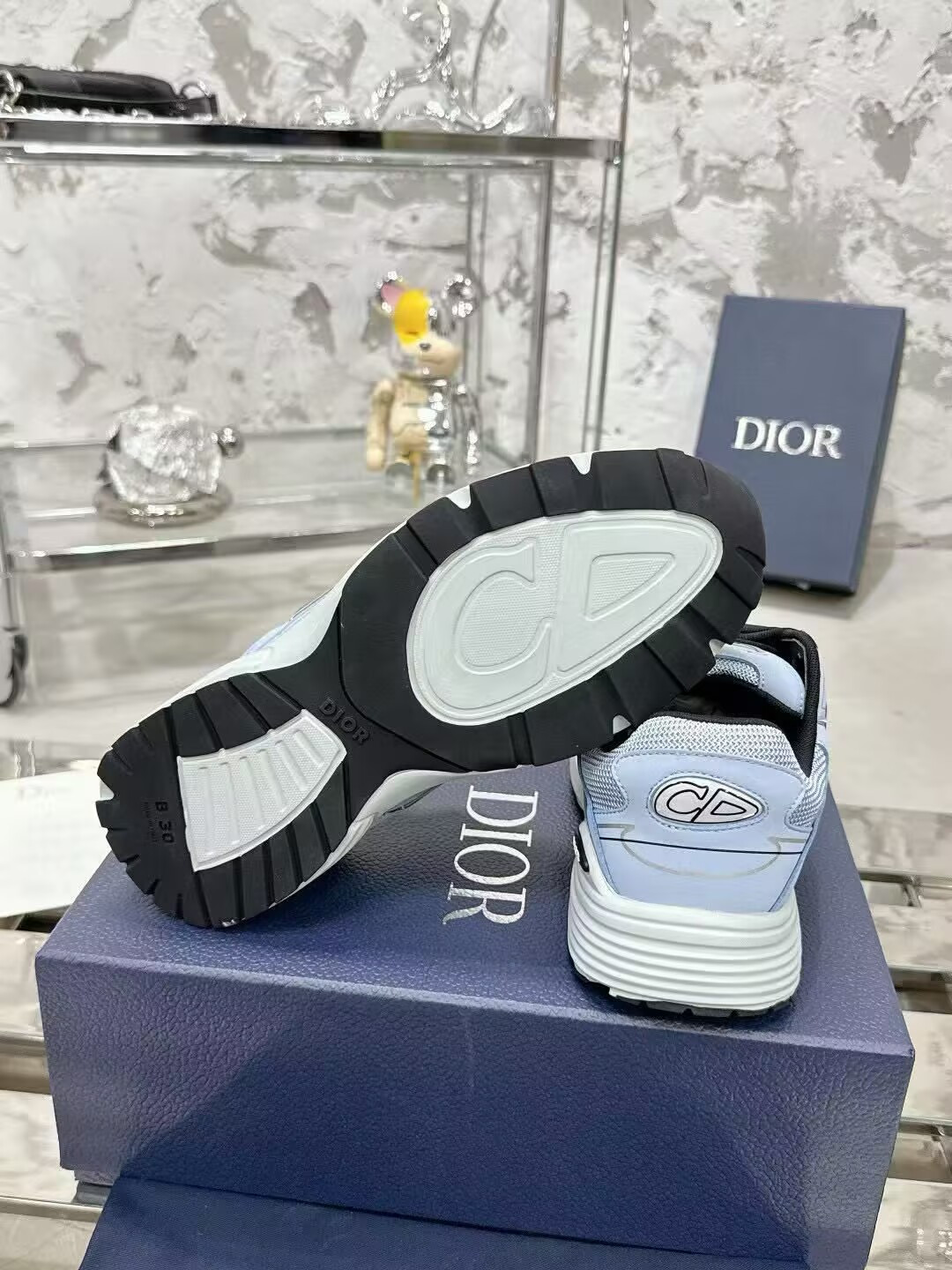 UA D*0r B30