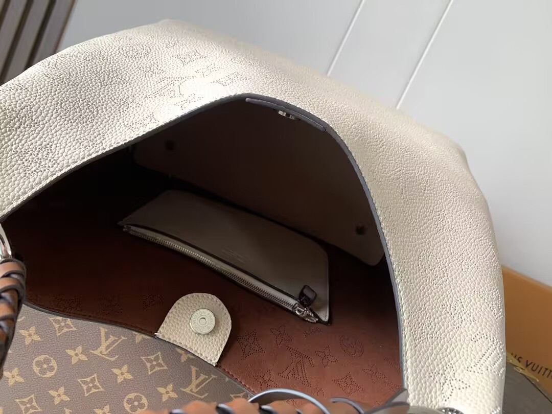 LV Carmel Hobo M53188 35x40x17cm