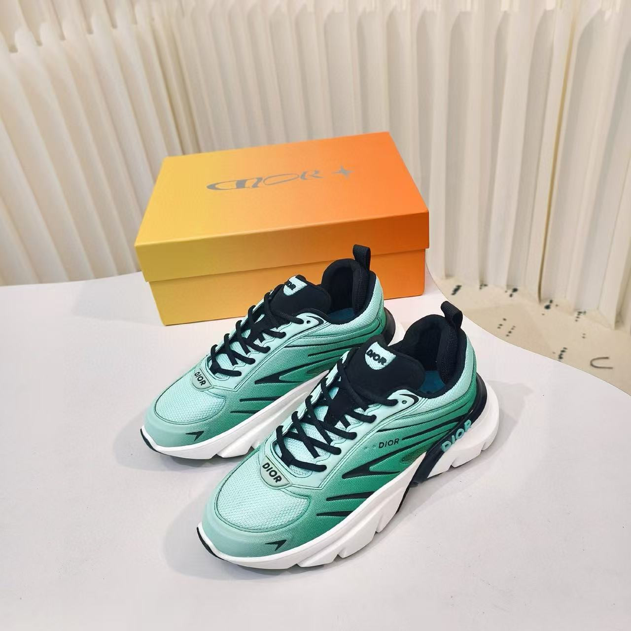 UA D*0r Sneaker