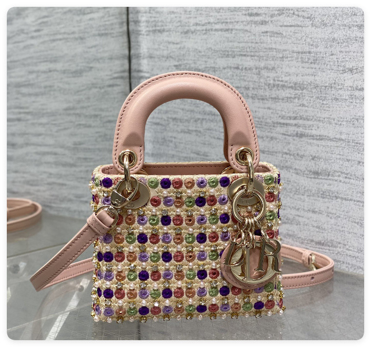 D*0r Artistic Limited Edition Three-Gusset Lady D*0r Micro Bag with Heavy Bead Embroidery 12x10x5cm