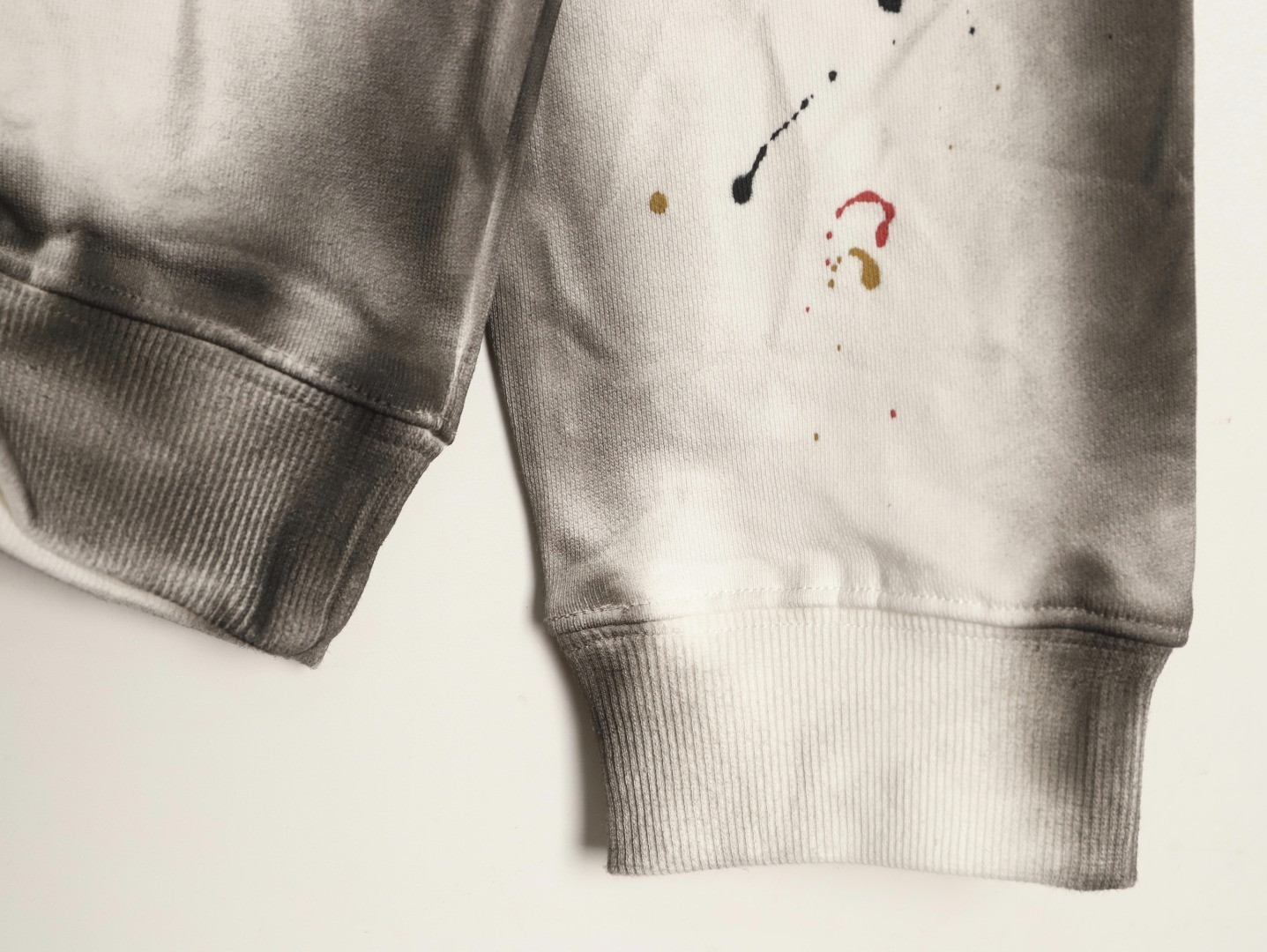 L0*is V*t0n Hoodies