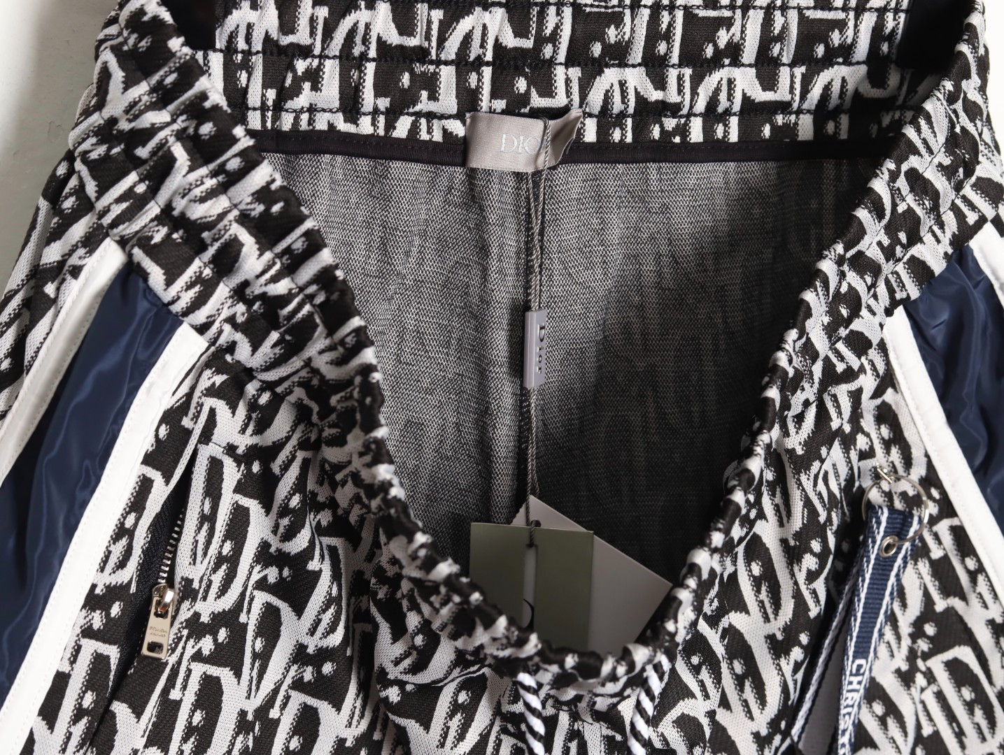 D*0r 25ss shorts