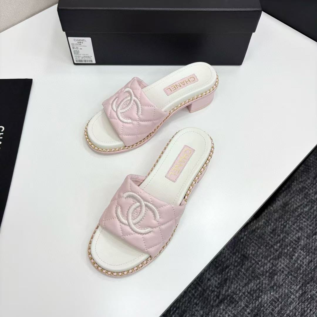 UA Ch*el Slides