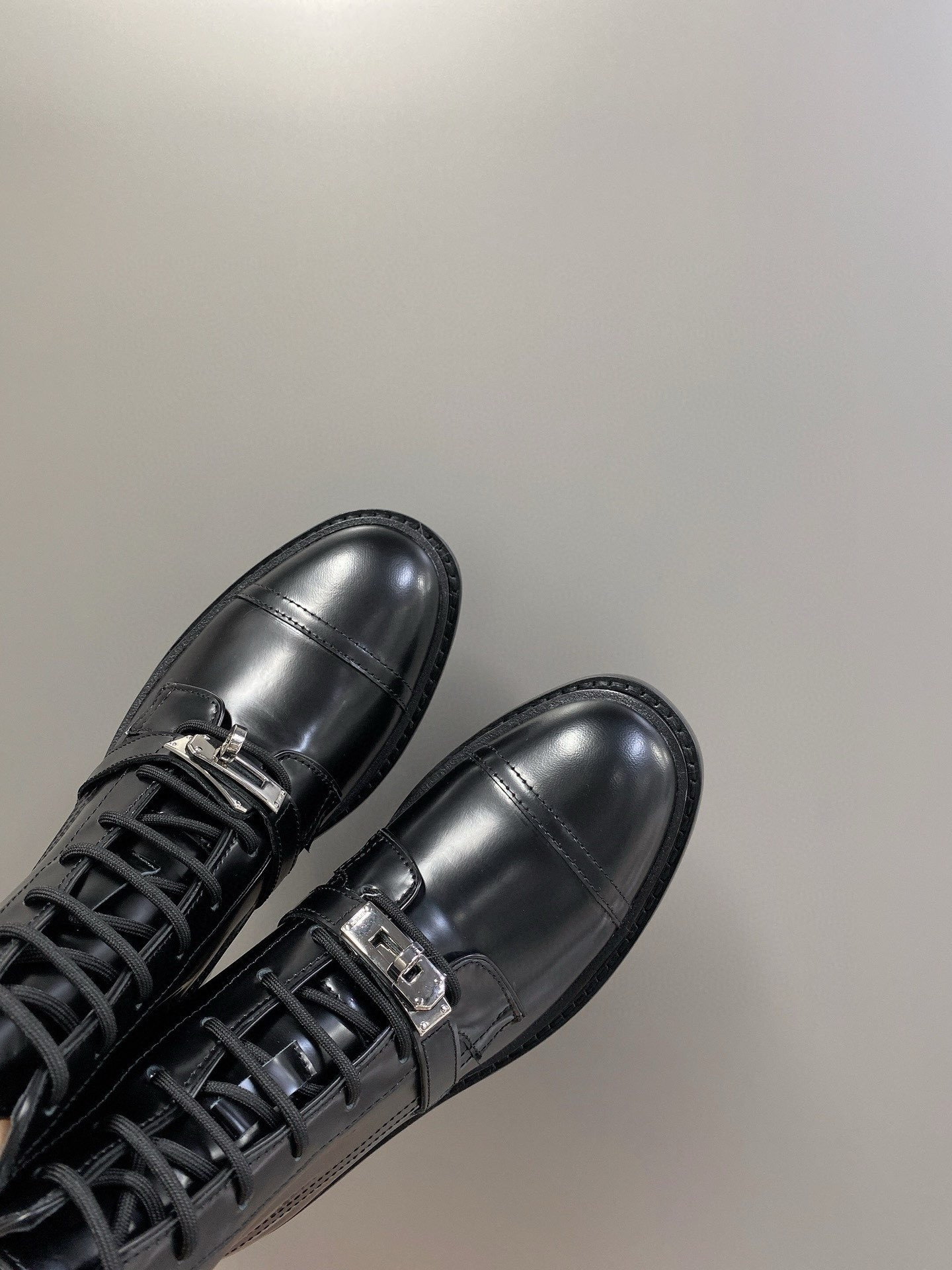 ua H**mes funk ankle boot