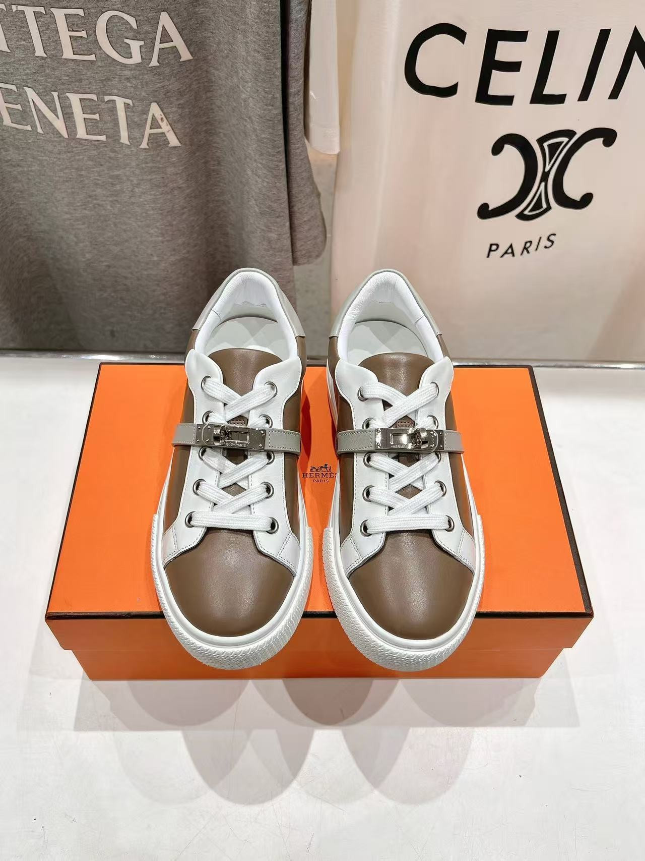 UA H**mes Day  Sneaker