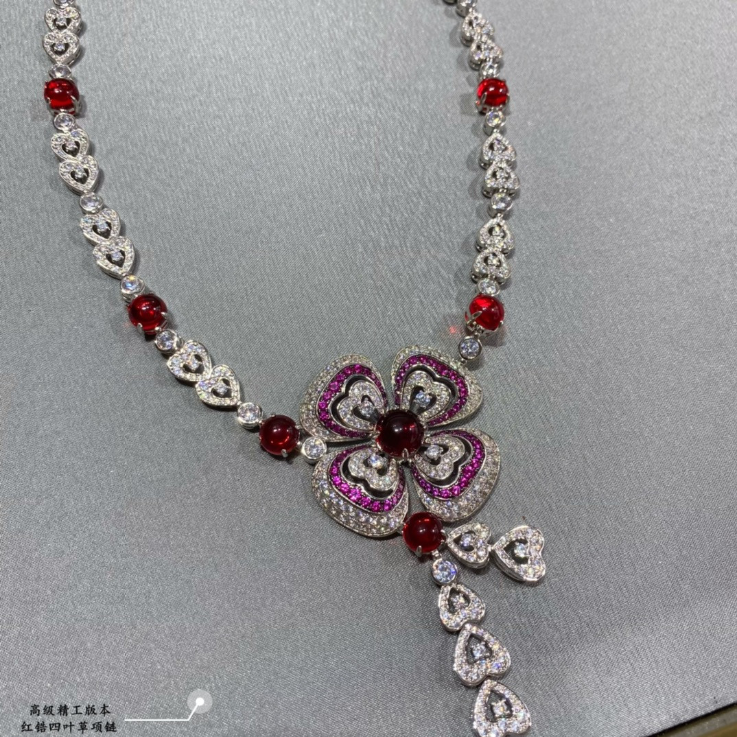 B*l*ai Four Leaf Clover Necklace(No refund or exchange)