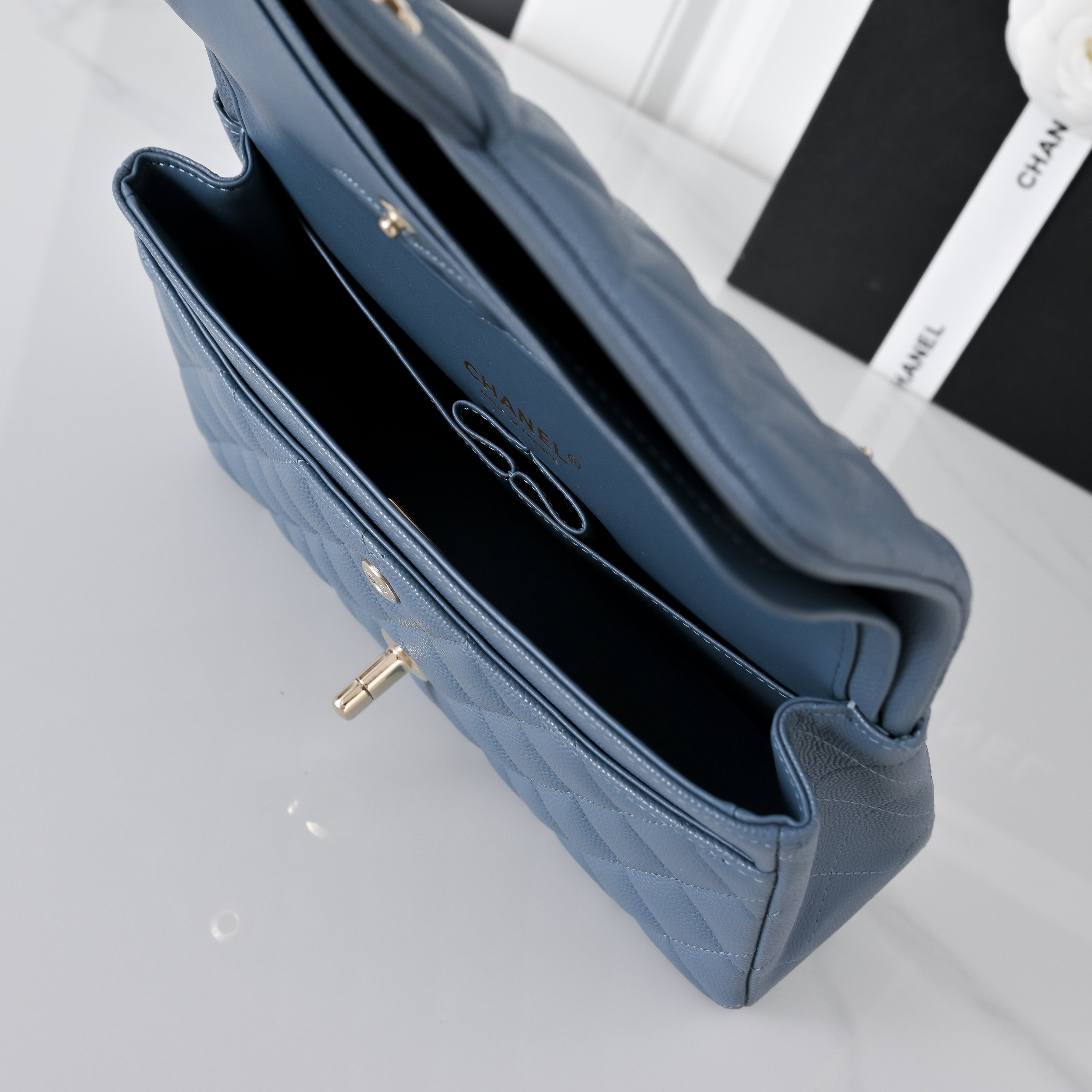 Ch*el classic flap handbag dusty blue with light gold hardware and caviar leather a01113 23x14.5x6cm