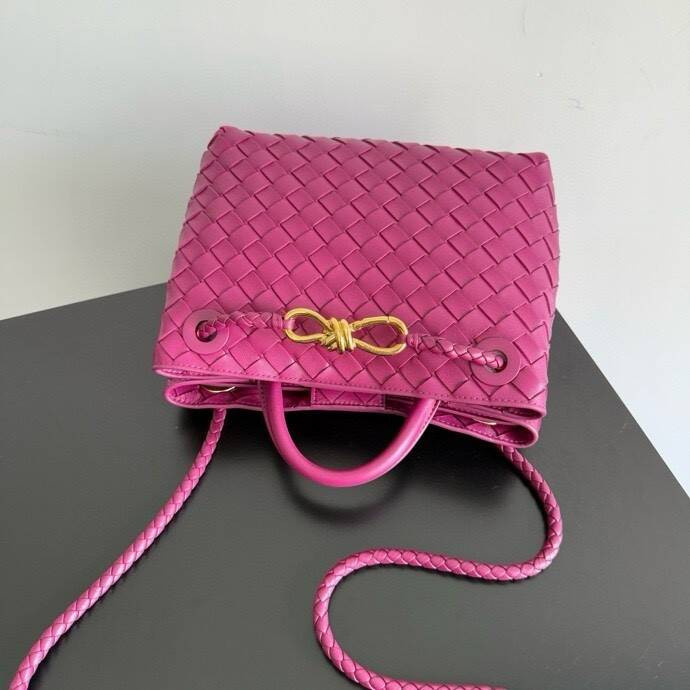 Bo*te*ga Ve*ne*ta Small Andiamo 25x22x10.5cm