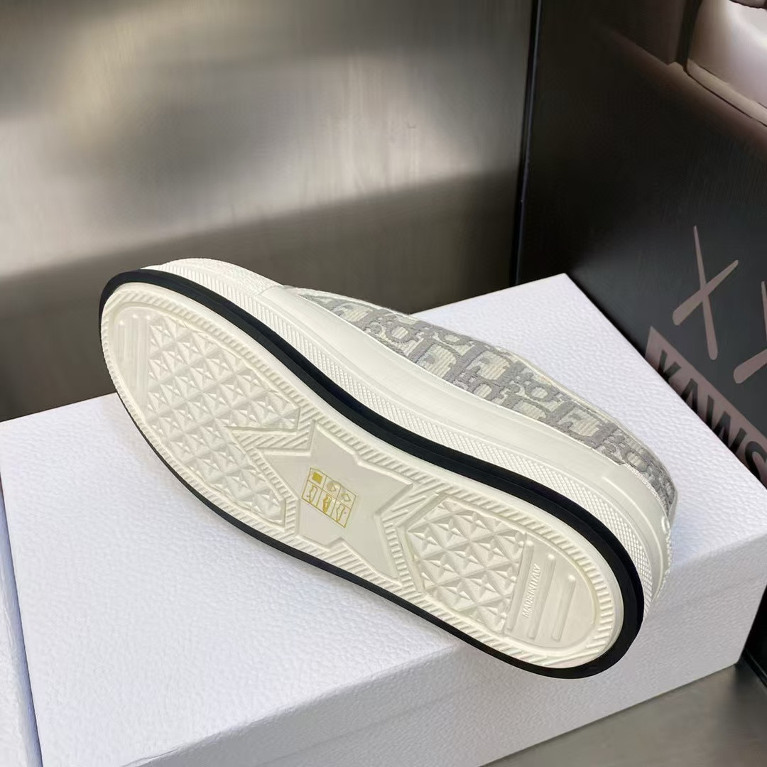 UA D*0r Sneaker