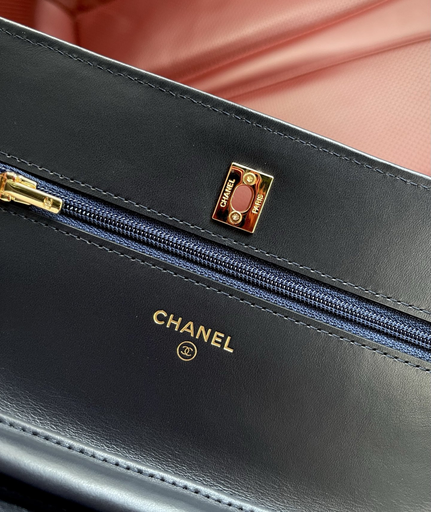 Ch*el woc classic wallet on chain 19.5x12x3.5cm