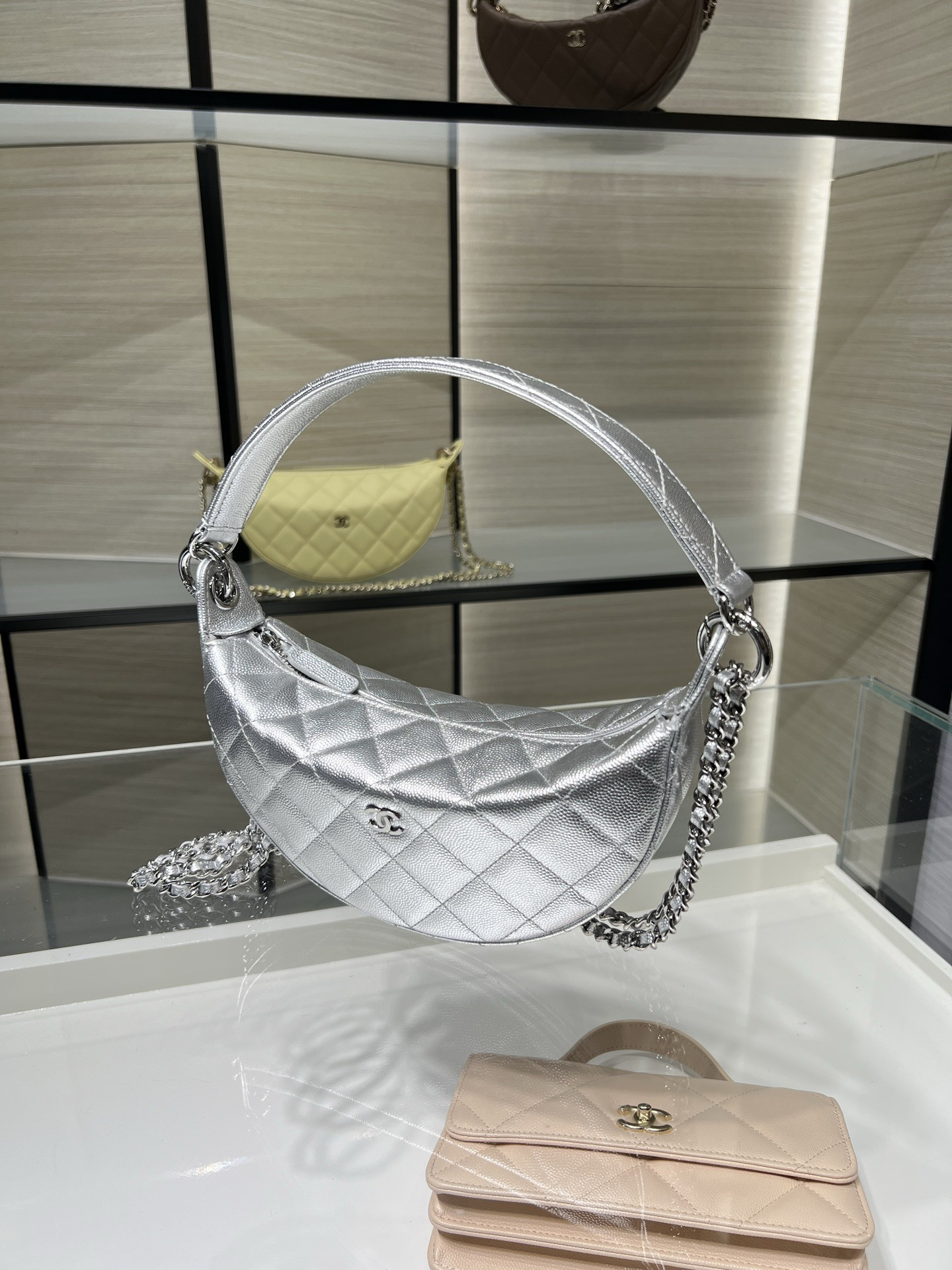 Ch*el clutch with chain silver hardware ap5094 15x22x6cm