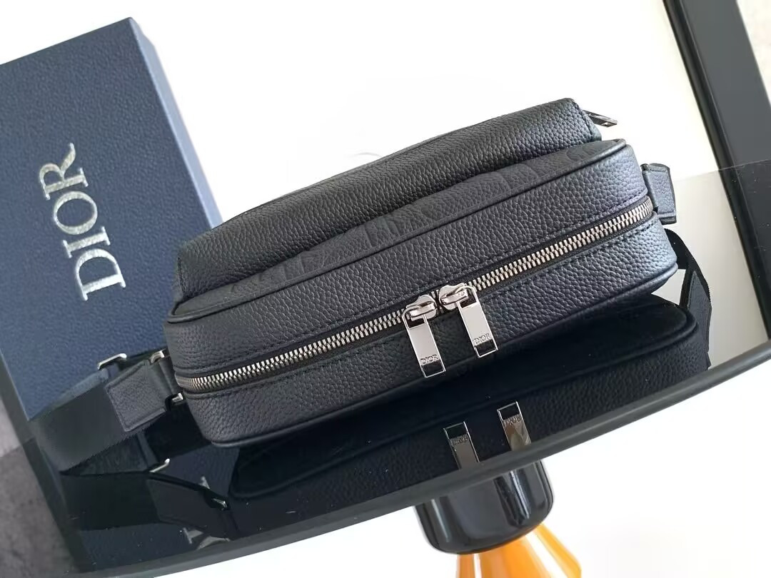 D*or rider 2.0 zipped messenger bag 23×17×7.5cm
