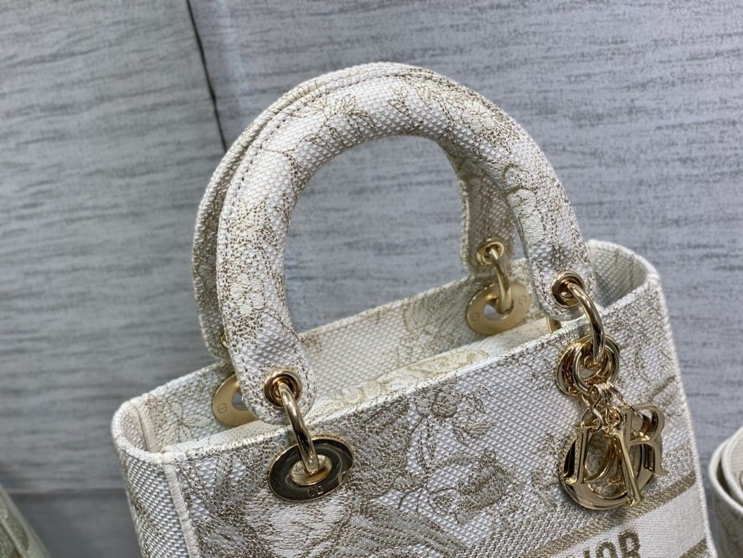 MEDIUM D*0r LADY D-LITE BAG 24 x 20 x 11 cm