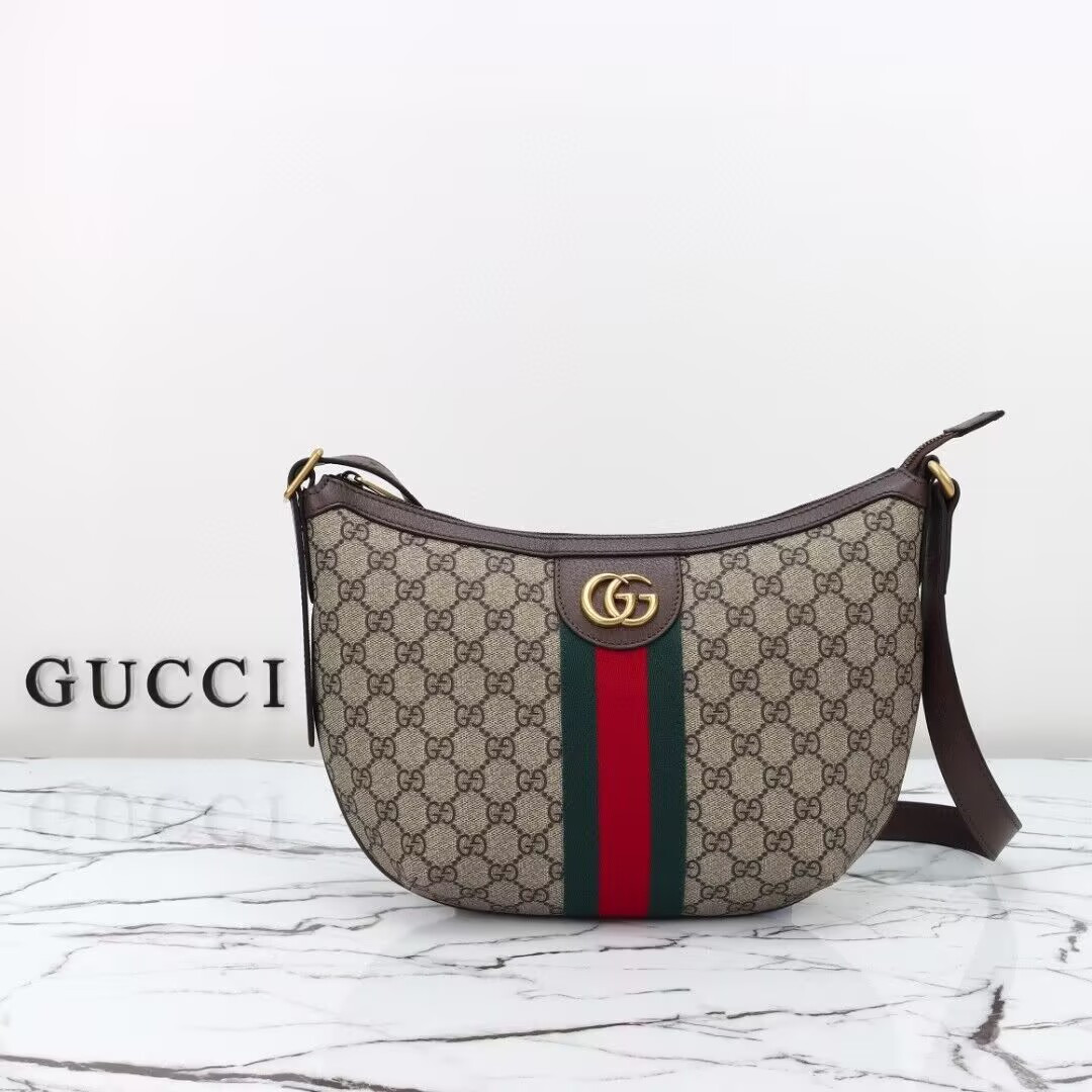 G*u*i Crossbody Bag 30x22x5.5cm