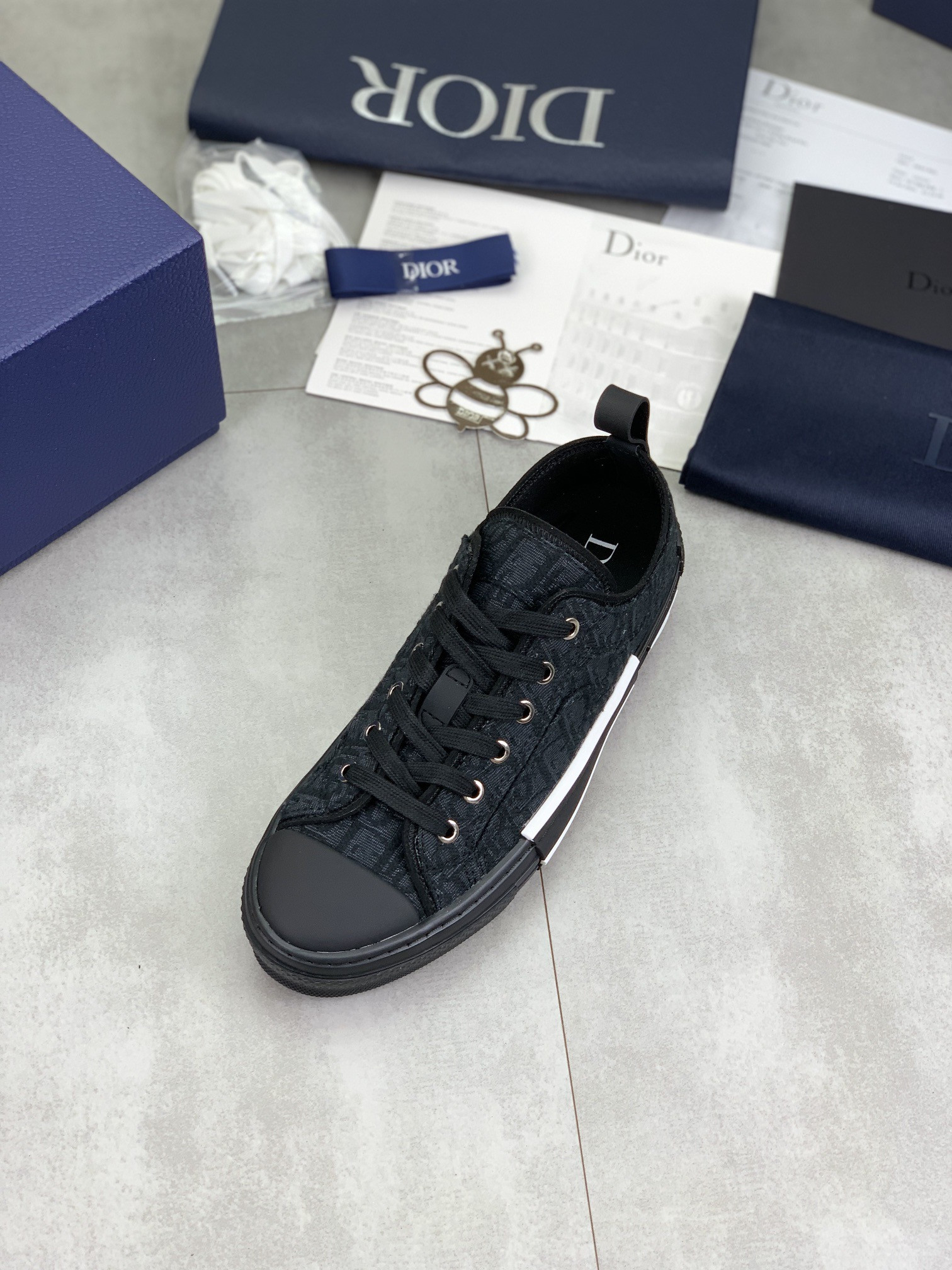 UA D*0r B23 League Low-Top Sneaker