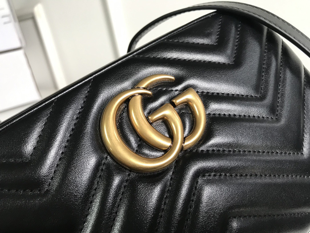 G*u*i GG Marmont small shoulder bag 24x12x7cm