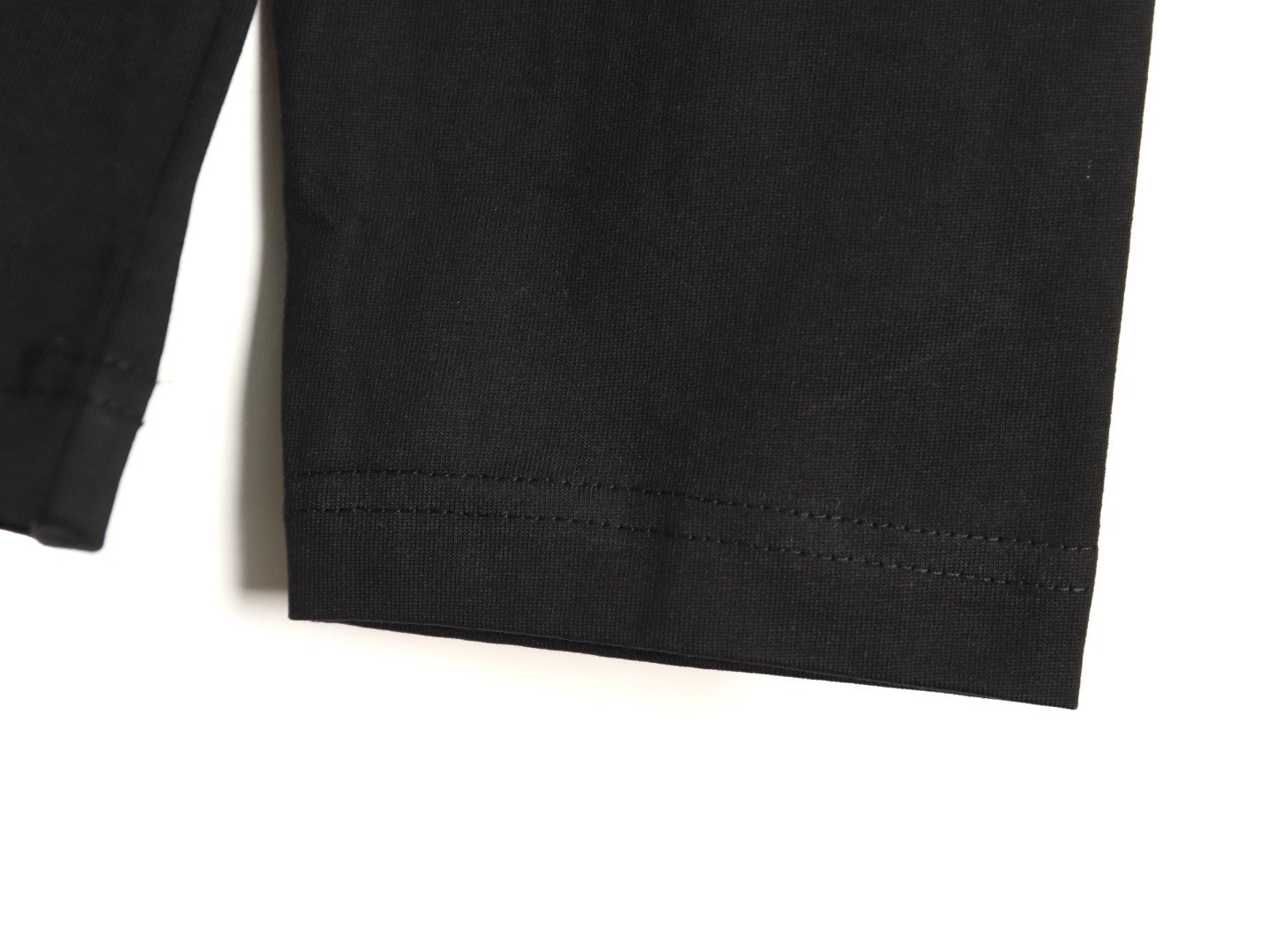 Ba*len*cia*ga Long-sleeved T-shirt