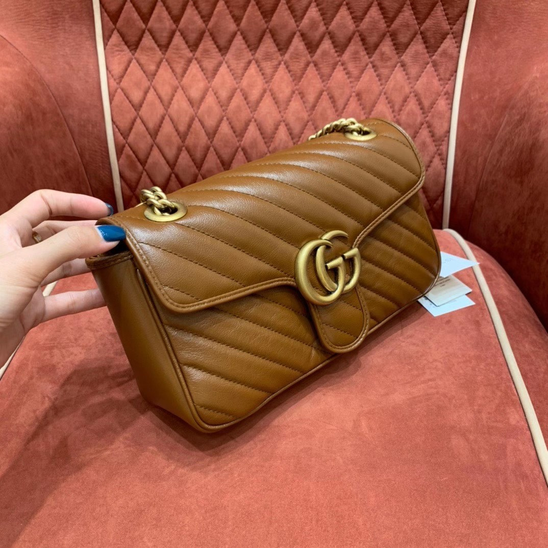 G*u*i GG Marmont small matelasse shoulder bag 26cm