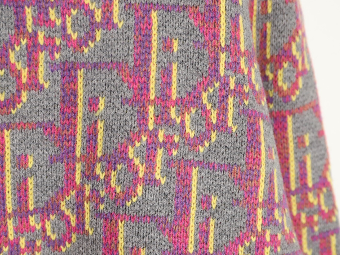 D*0r CD Sweaters