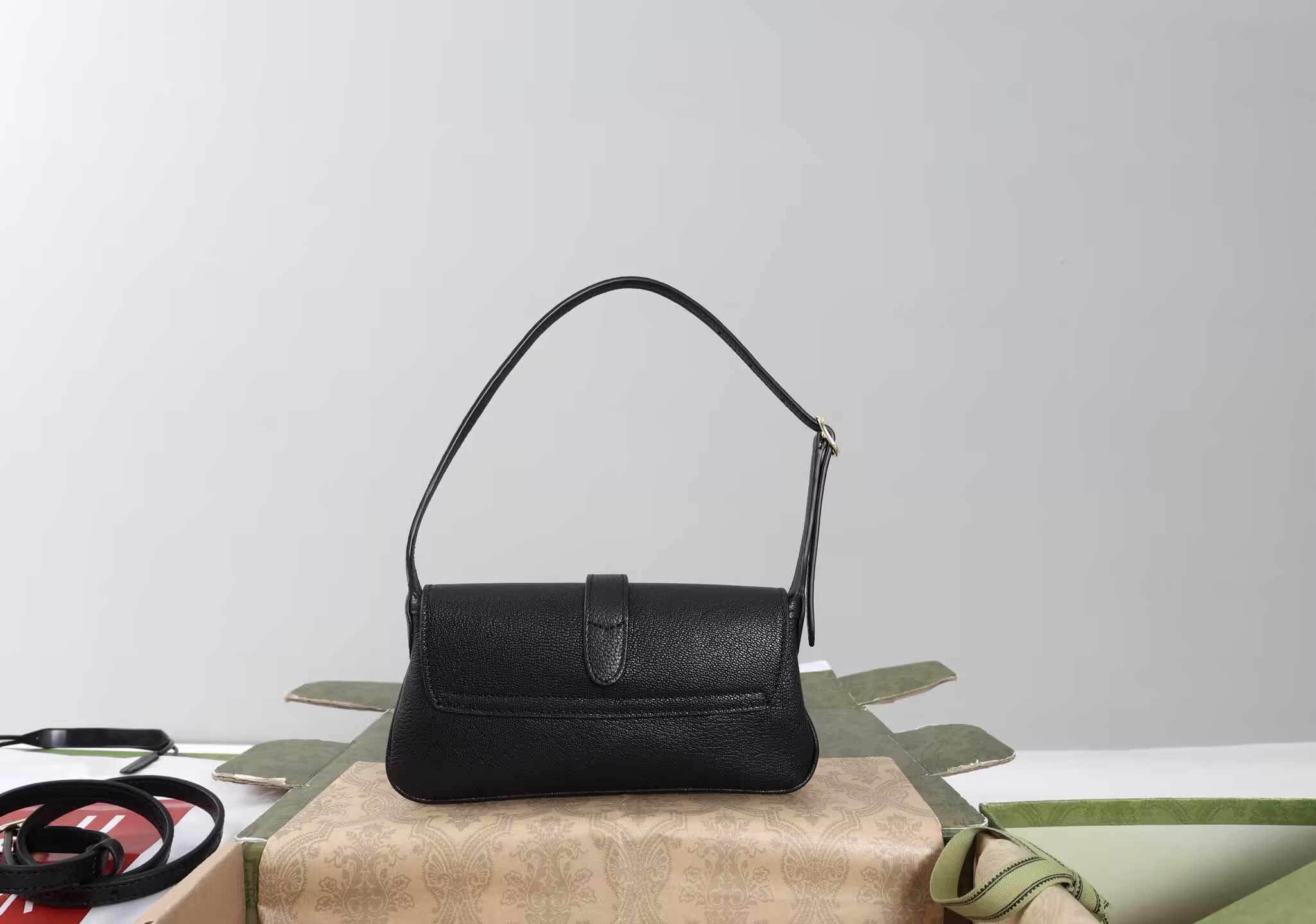 G*u*i jackie small shoulder bag 21.5x11.5x2cm
