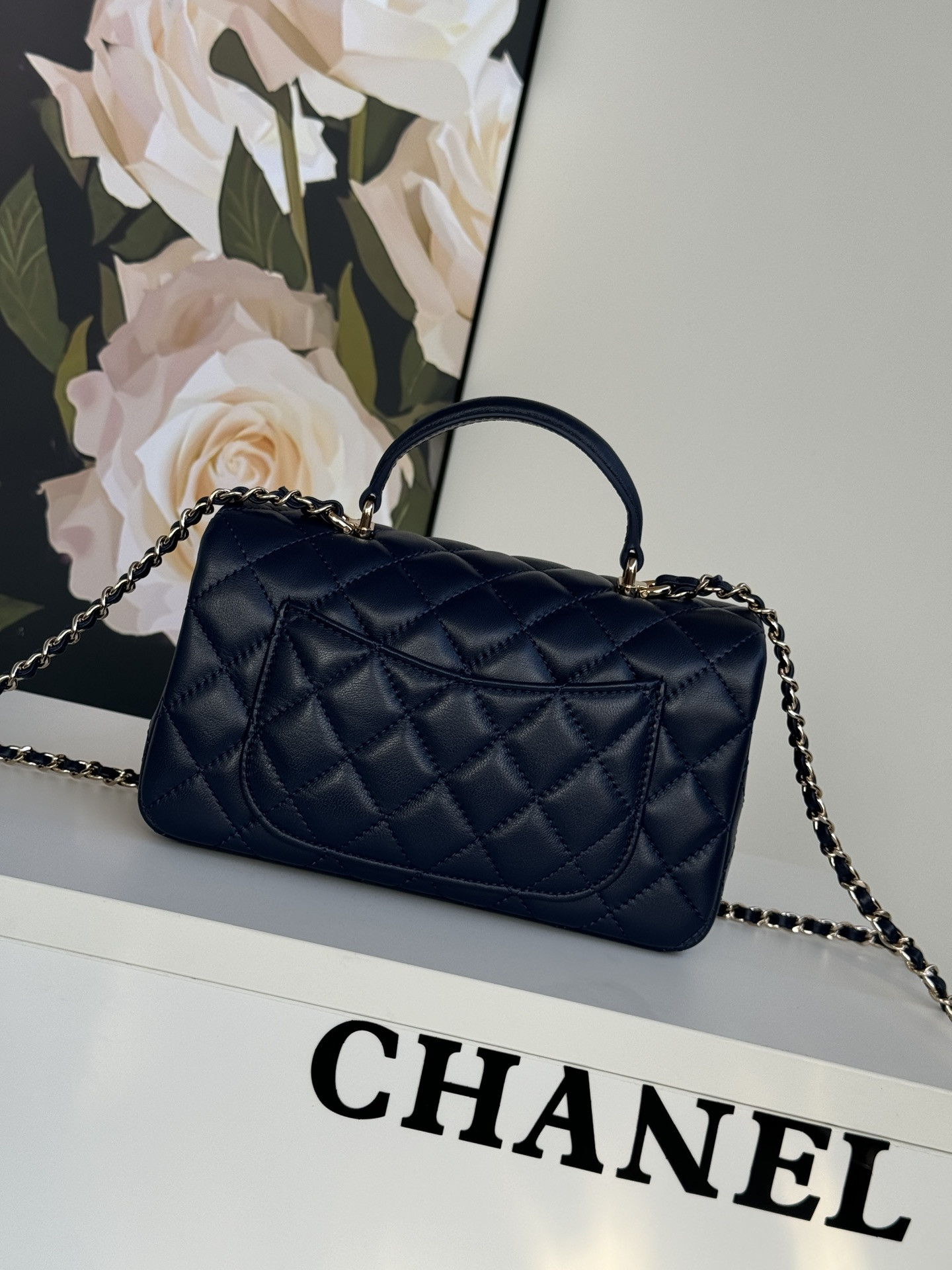 Ch*el mini cf handle royal blue 20x12x6cm