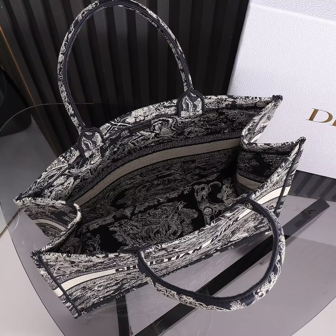 D*0r Book Tote 42x18x35cm