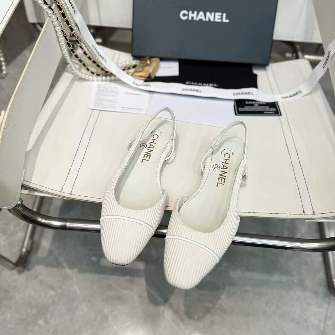 UA Ch*el SLINGBACKS FLAT