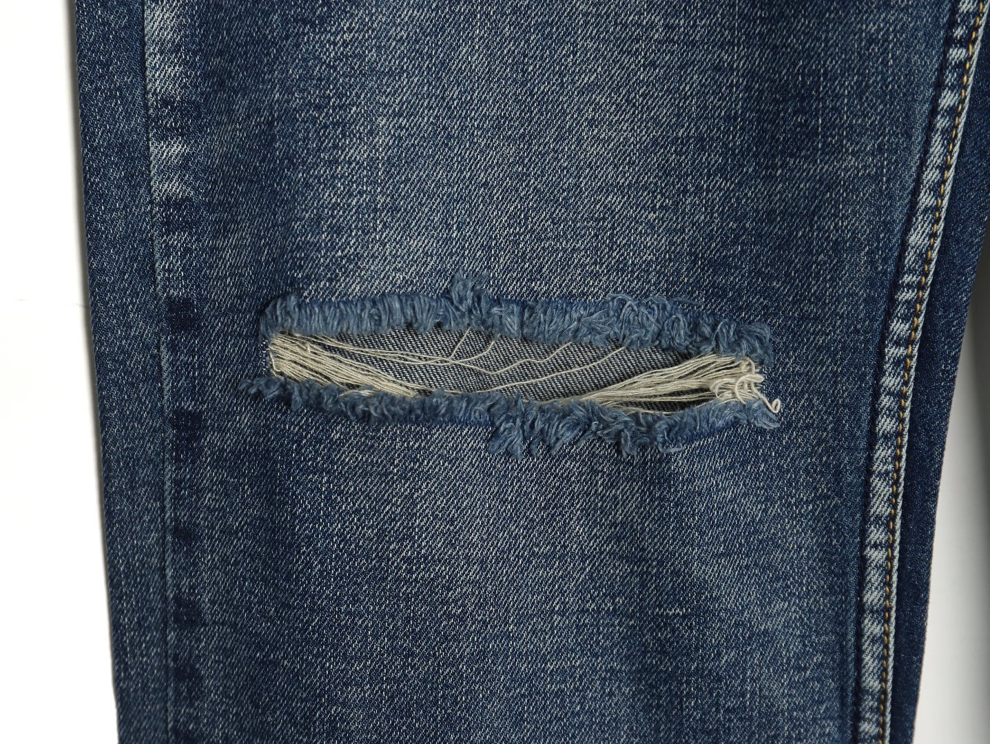 Ce**e Jeans