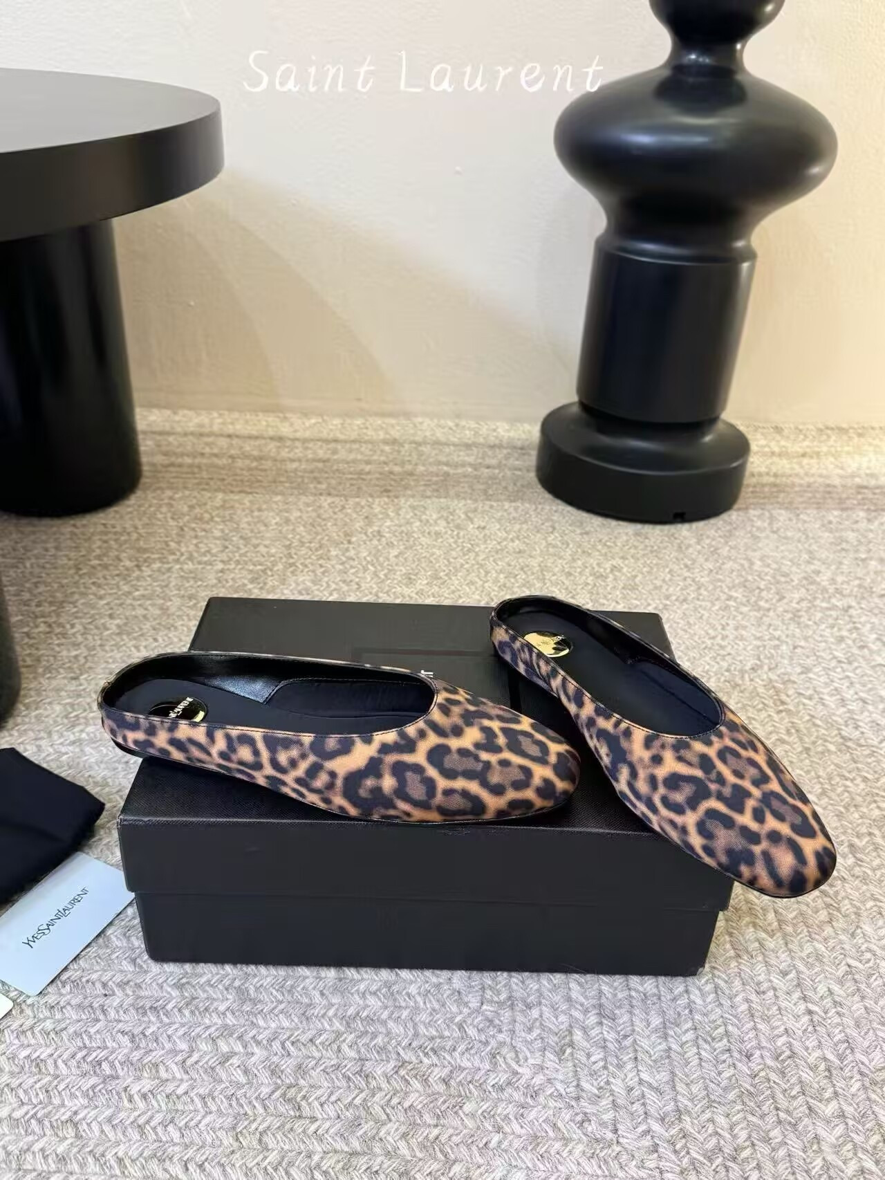 ua Y*L lido slip-on (leopard grosgrain)
