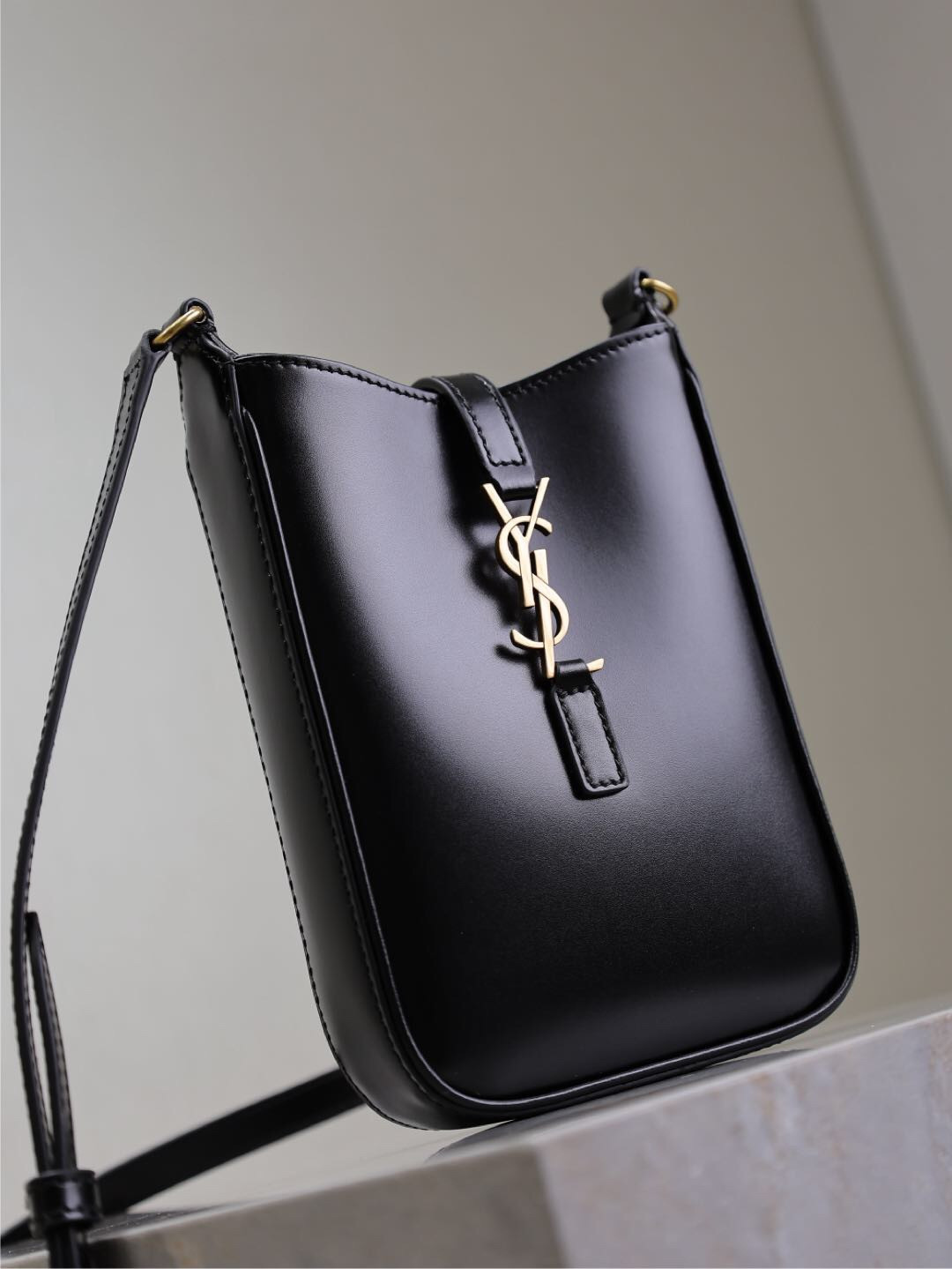 Y*L LE 5 A 7 Mini 18x13.5x3.5cm