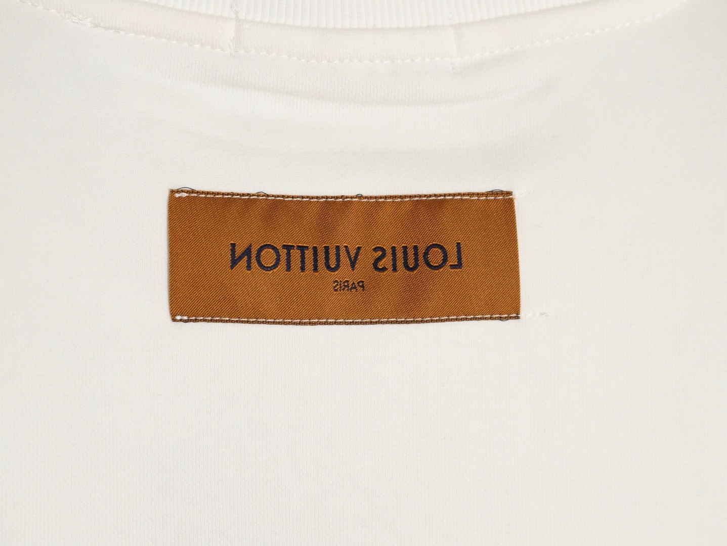 L0*is V*t0n LV 25FW Hoodies