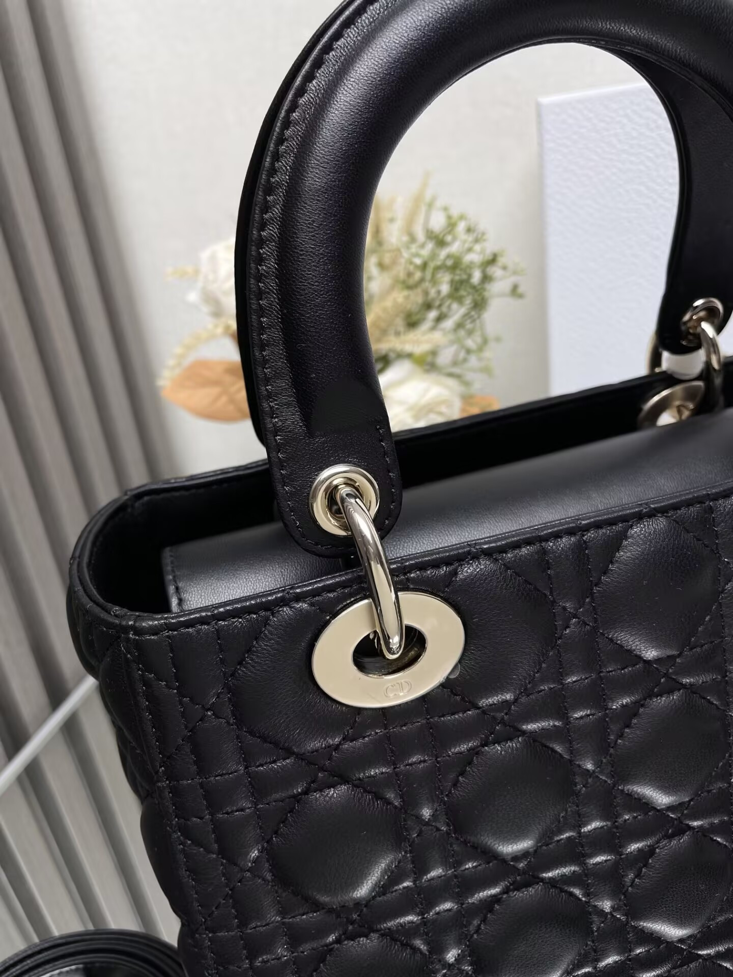 Medium Lady D*0r Bag 24 x 20 x 12 cm