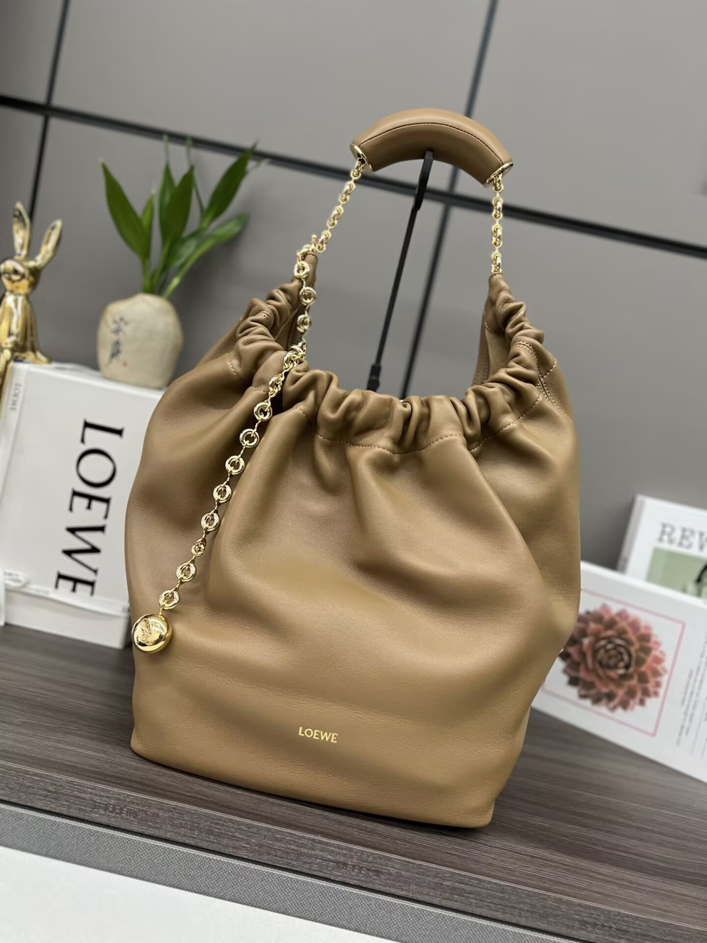 L0ew* Medium Squeeze bag in mellow nappa lambskin 34x33x13.5cm