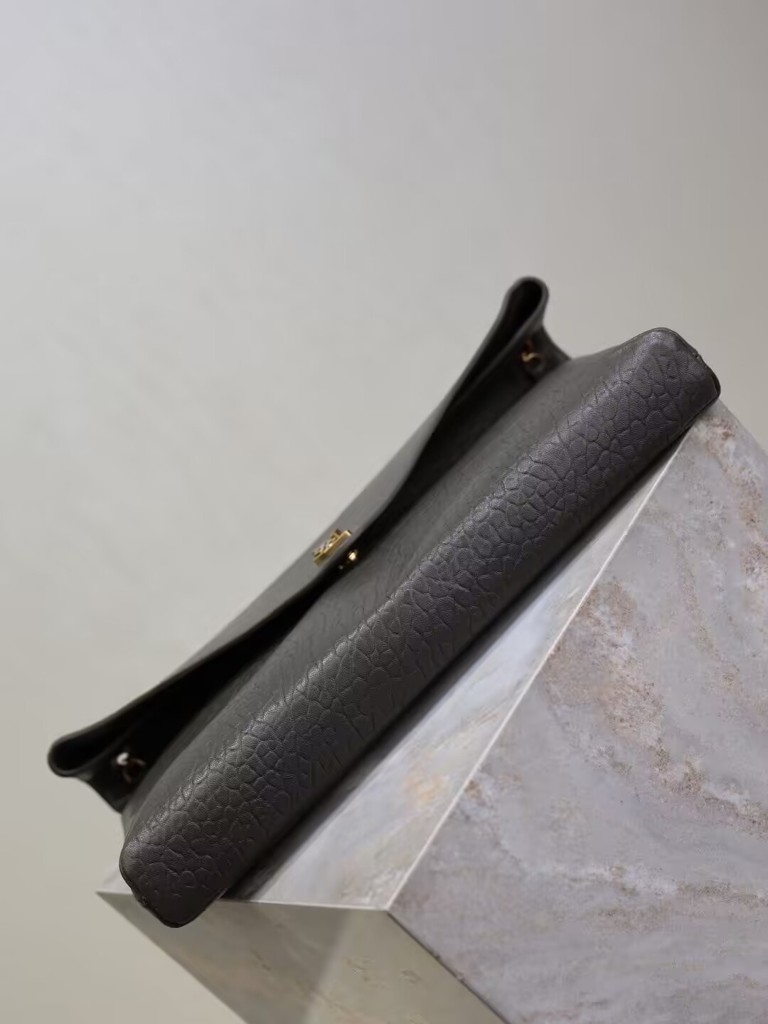 Y*L cassandre pouch on chain 35x22x3-4.2cm