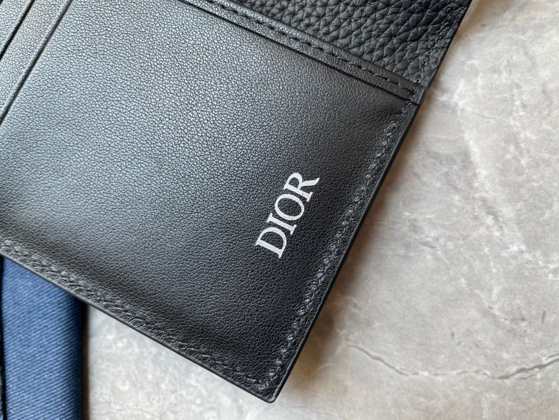 D*0r Card Holder