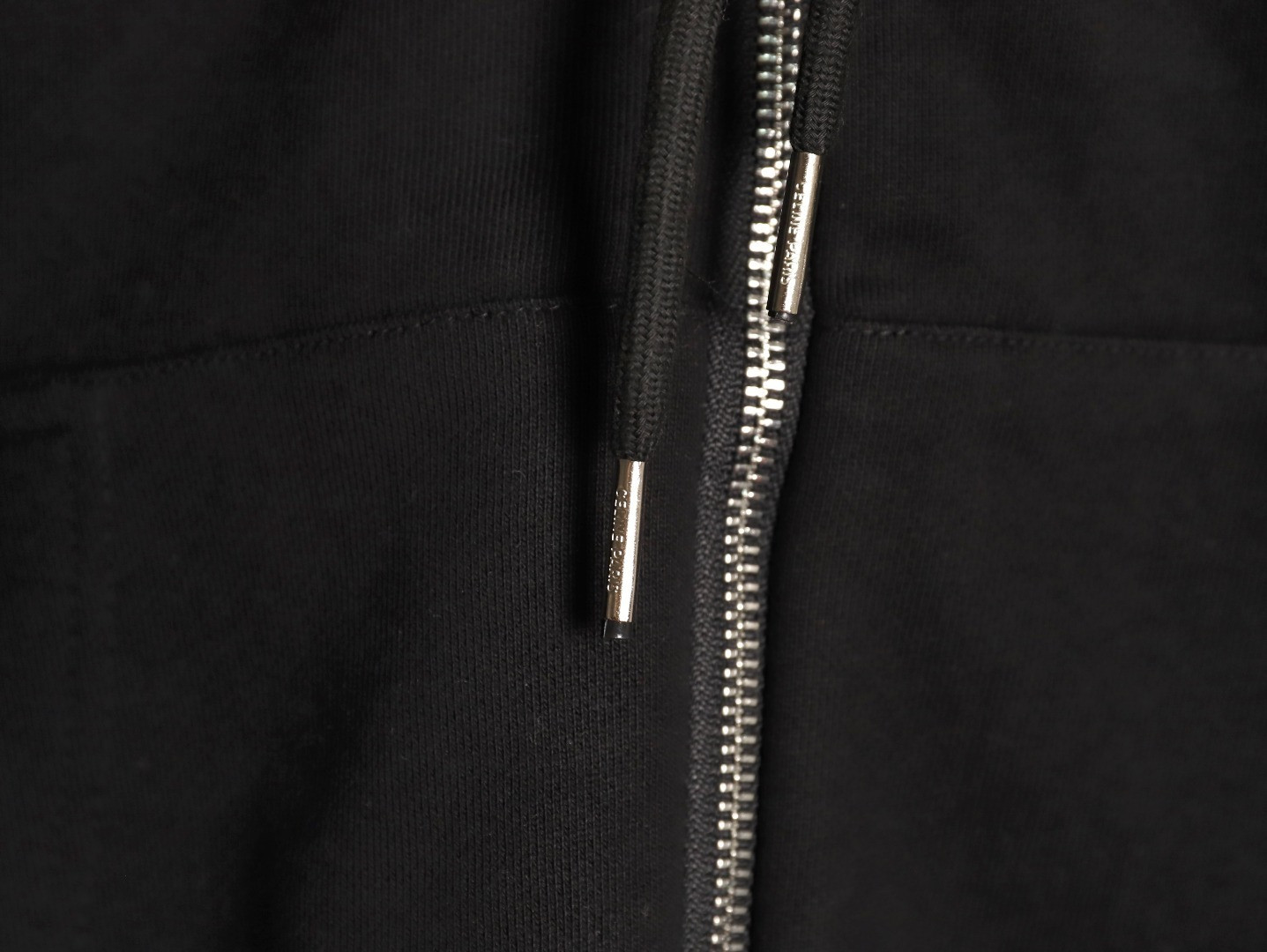 Ce**e Coats