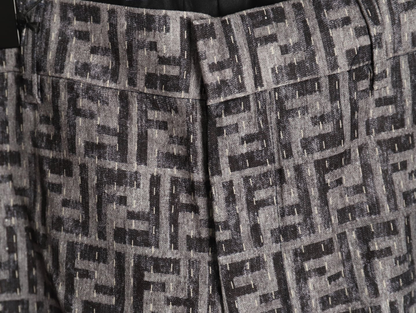 F**di 25SS shorts