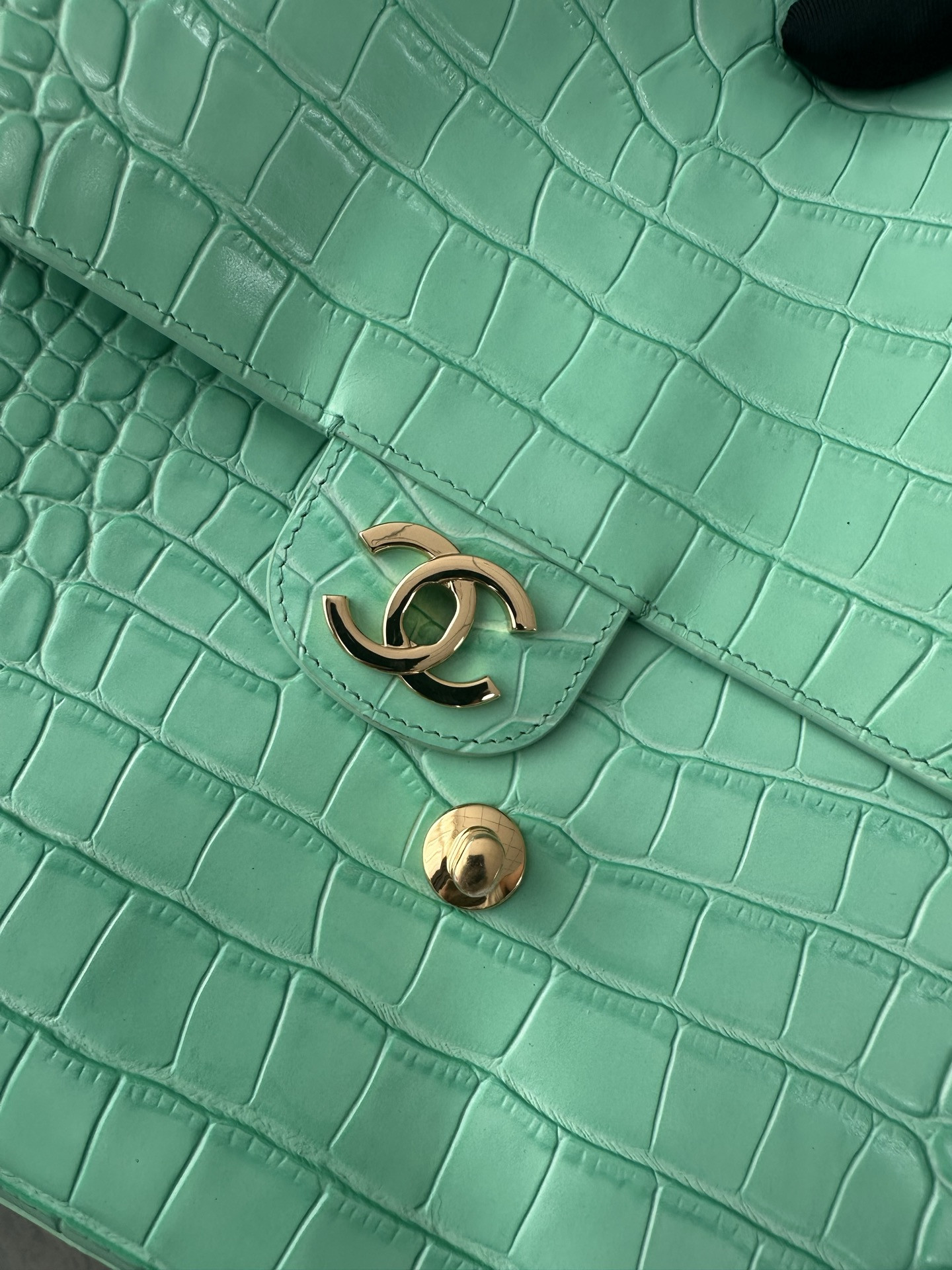 Ch*el maxi flap bag glacier blue gold hardware as6231 19.5x32x10cm