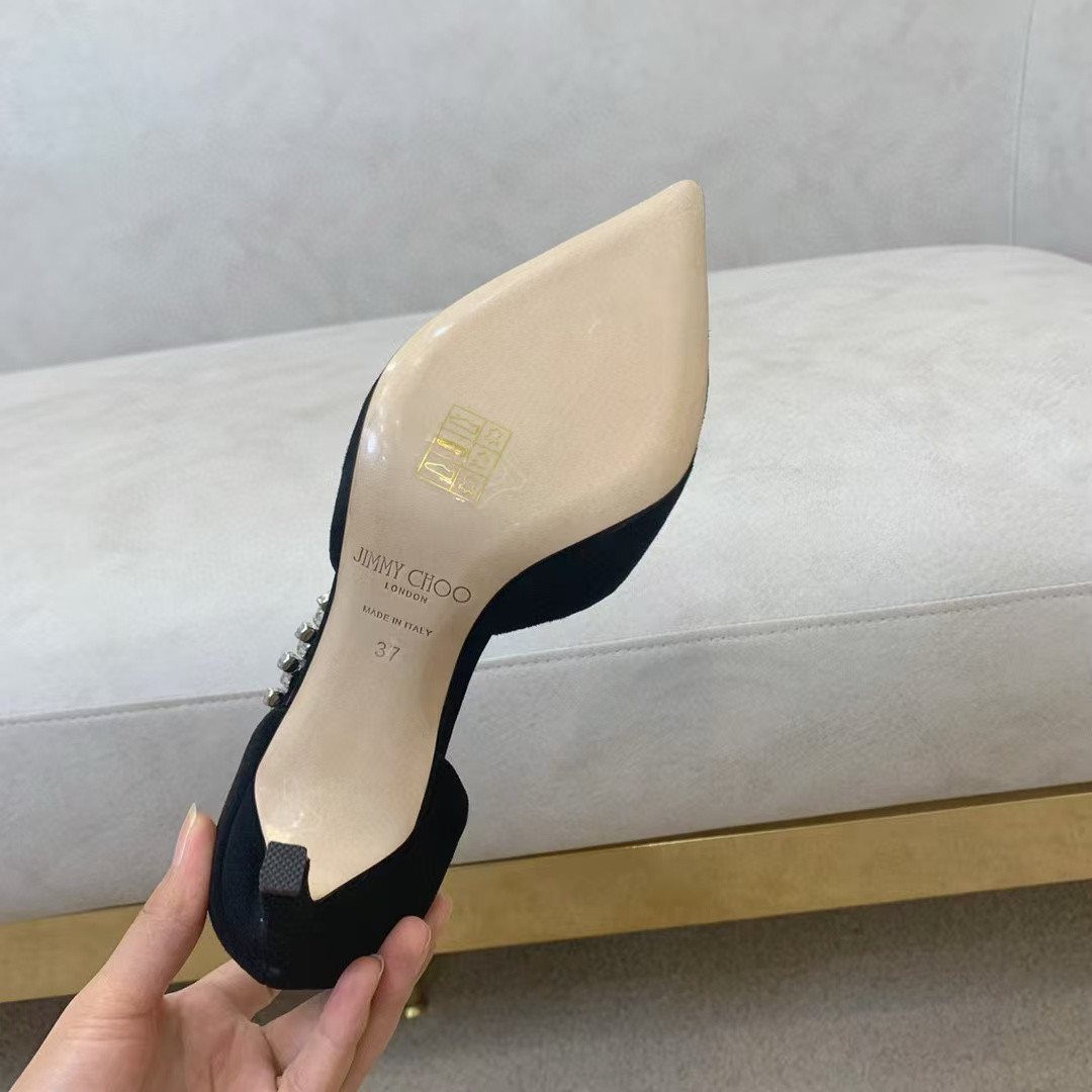 UA Ji*y Ch* Pumps