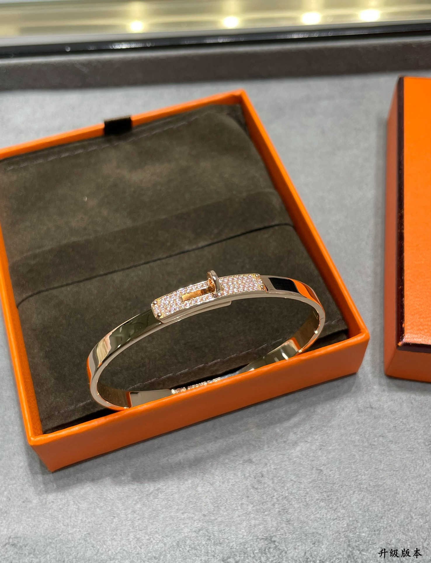 H**mes button half-diamond Bracelet