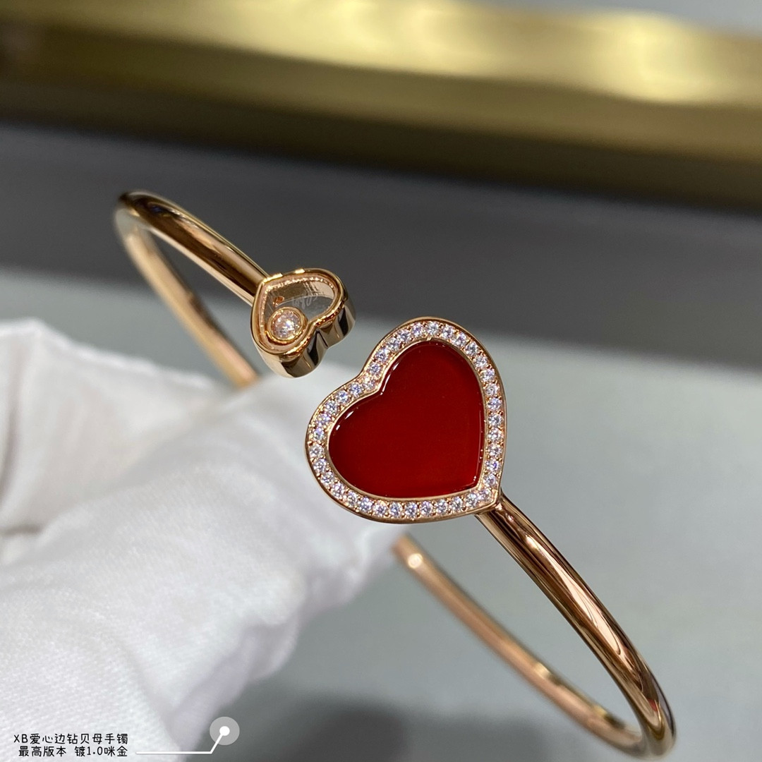 Chopard Heart-shaped Edge Diamond Mother-of-Pearl Bracelet