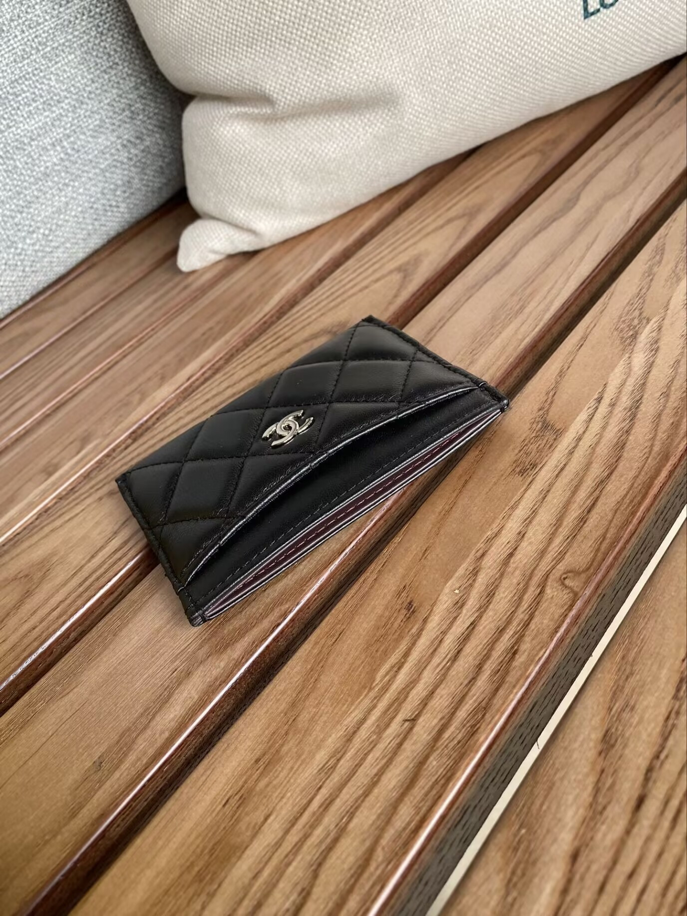 Ch*el CARD HOLDER